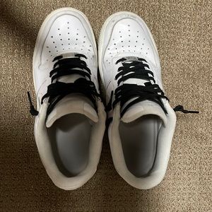 Womens 9.5 Air Forces